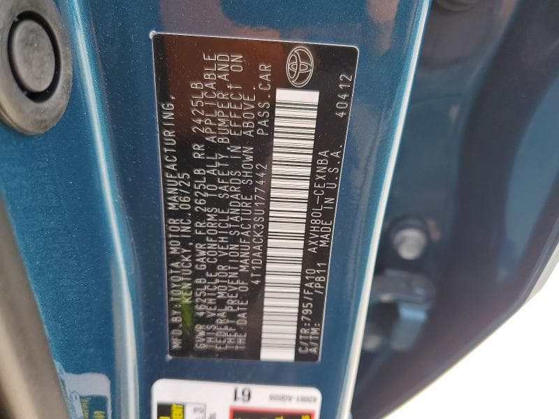 2025 TOYOTA CAMRY LE 12