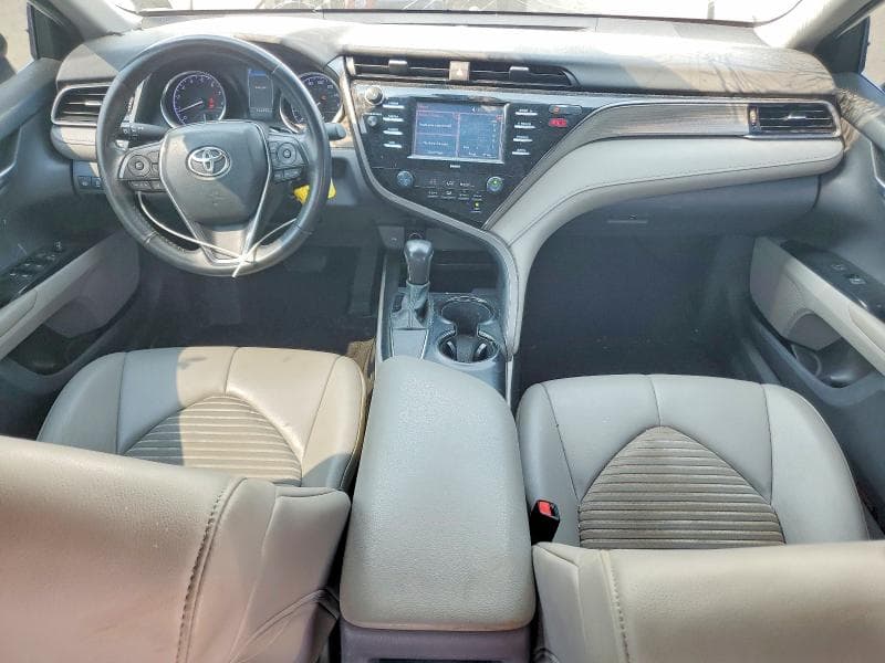2020 TOYOTA CAMRY SE 8