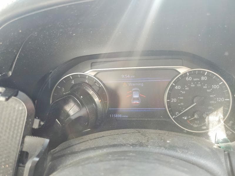 2019 NISSAN ALTIMA SR 9