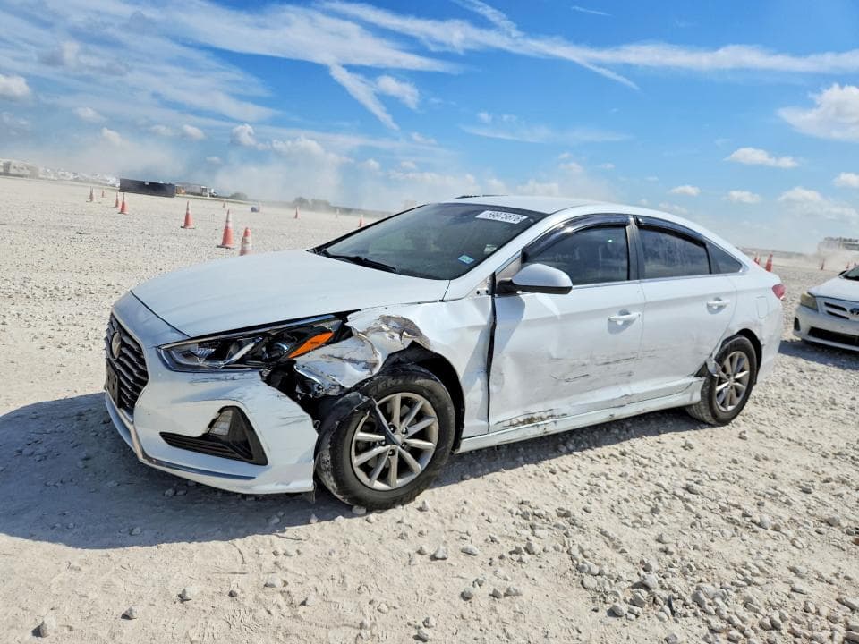 2018 HYUNDAI SONATA SE - 1