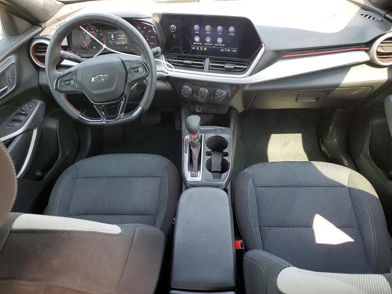 2025 CHEVROLET TRAX 1RS 8