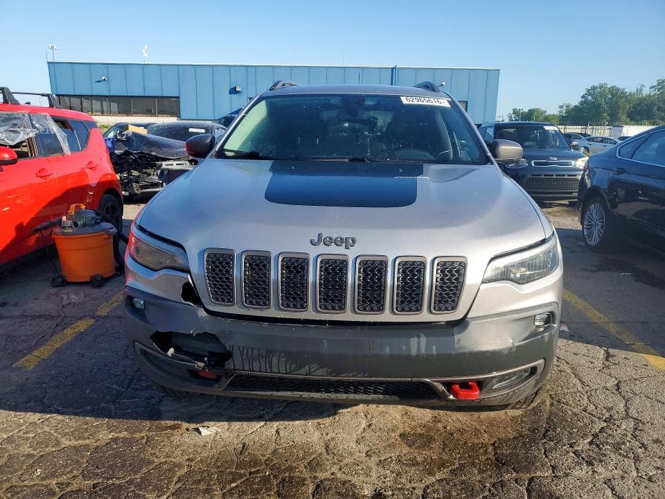 2019 JEEP CHEROKEE TRAILHAWK 5