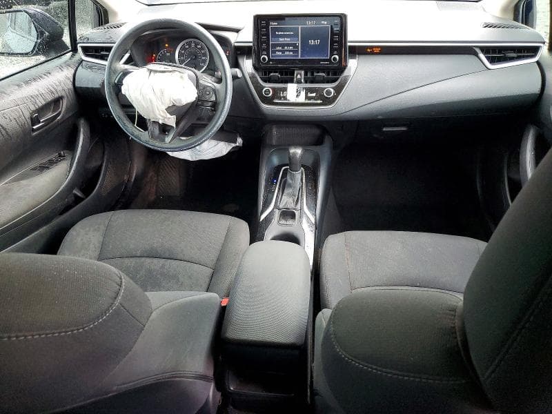 2022 TOYOTA COROLLA LE 8