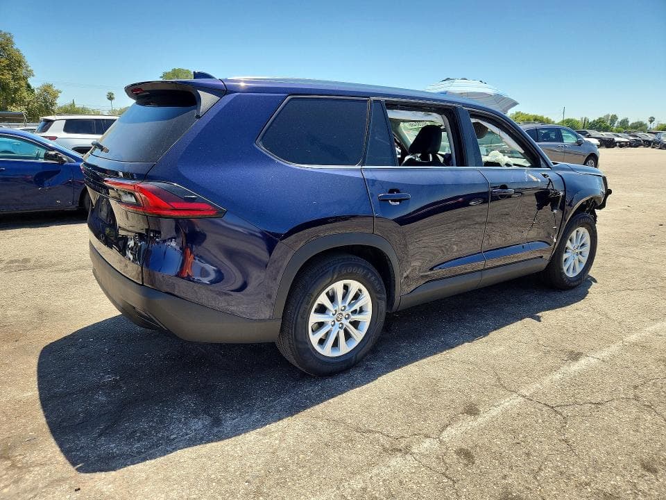 2025 TOYOTA GRAND HIGHLANDER XLE 3