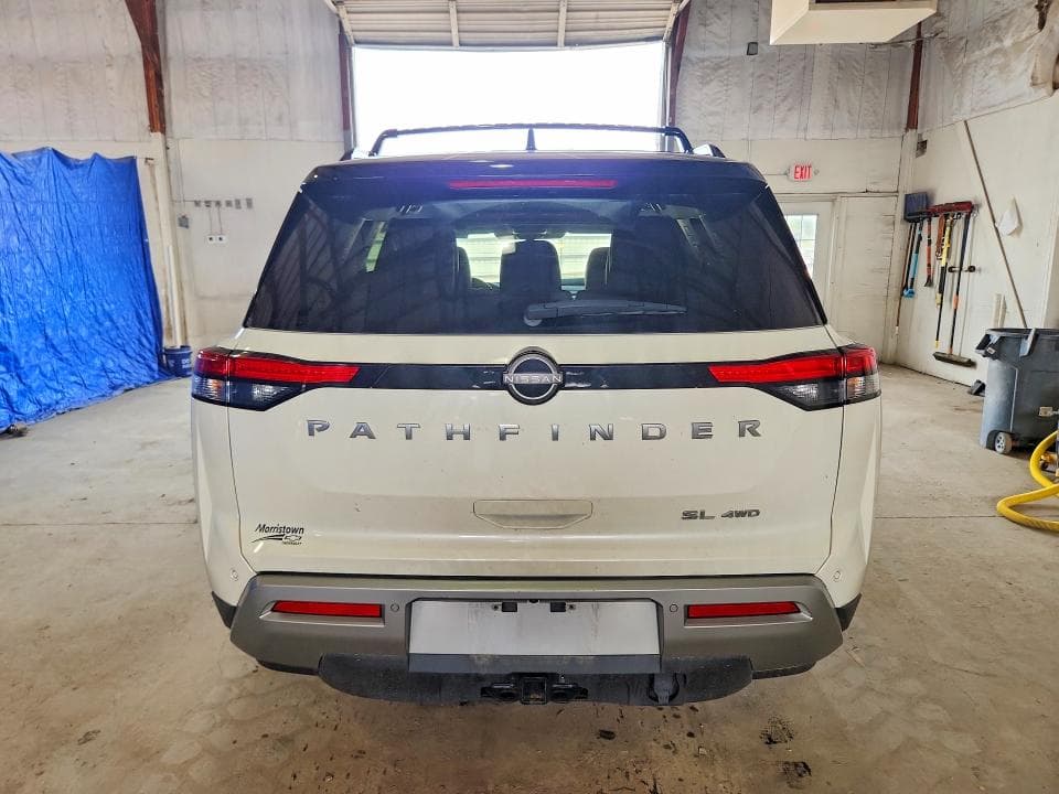 2024 NISSAN PATHFINDER SL 6