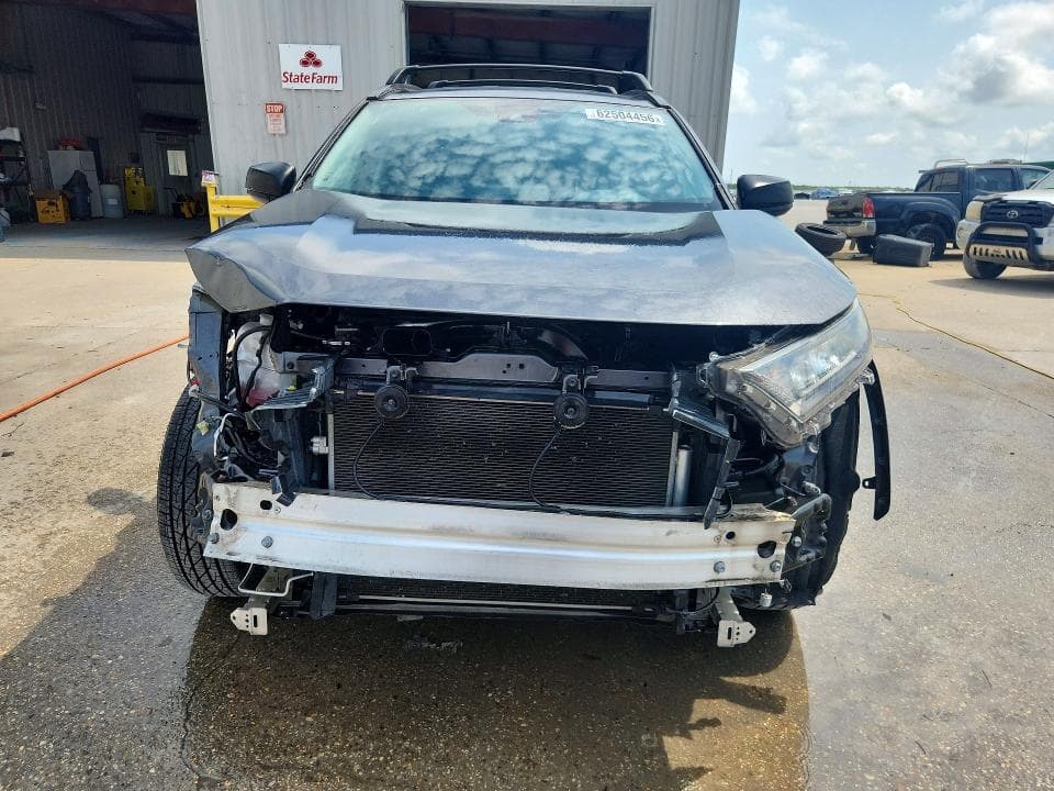 2019 TOYOTA RAV4 LE 5