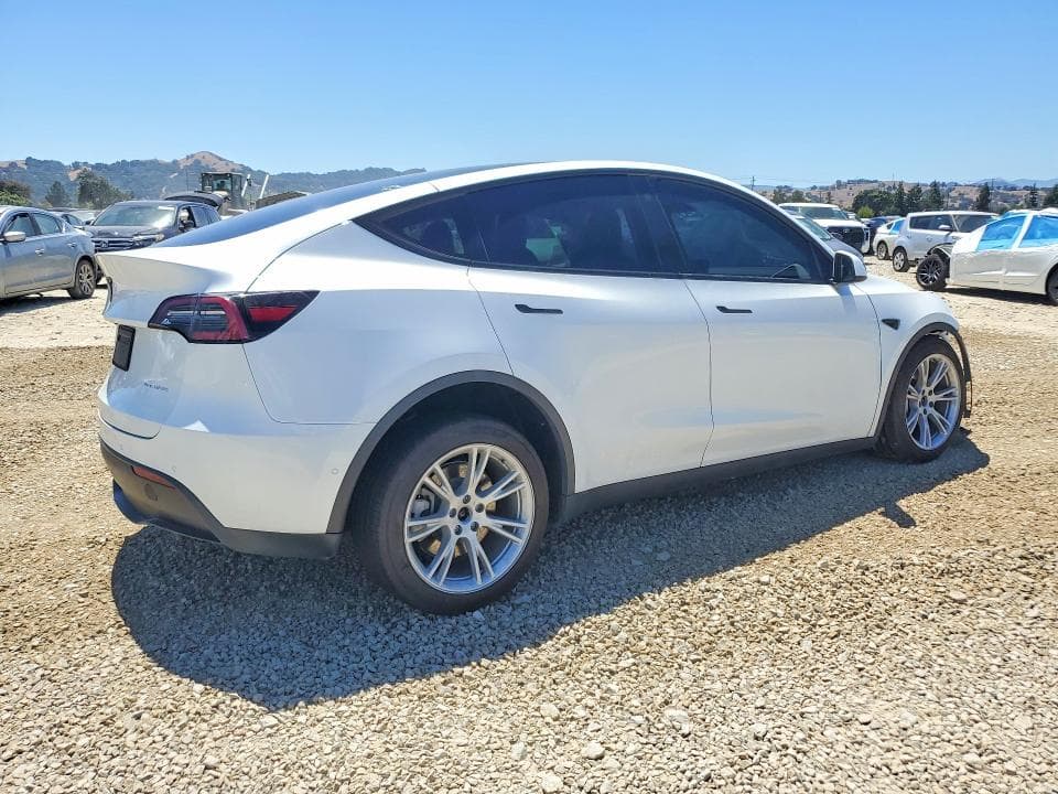 2022 TESLA MODEL Y 3