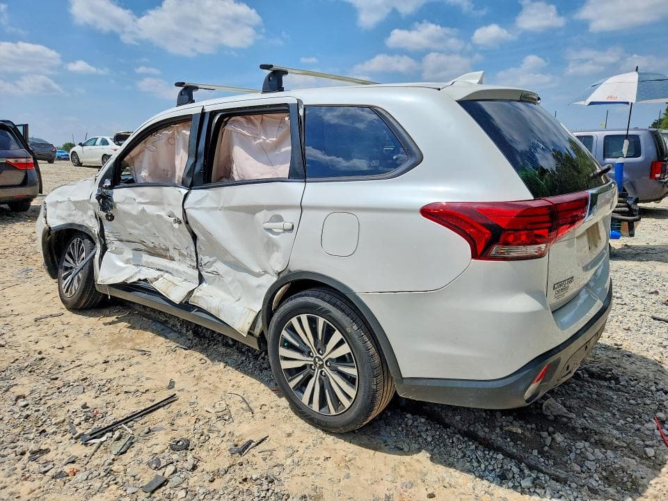 2019 MITSUBISHI OUTLANDER ES 2