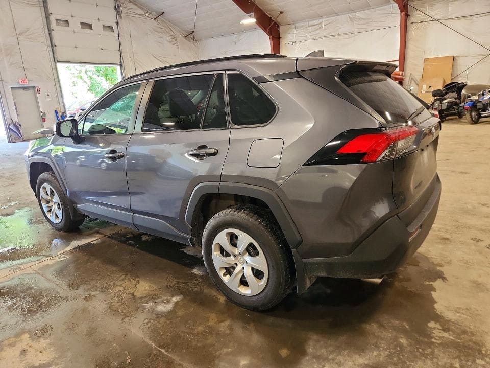 2021 TOYOTA RAV4 LE 2