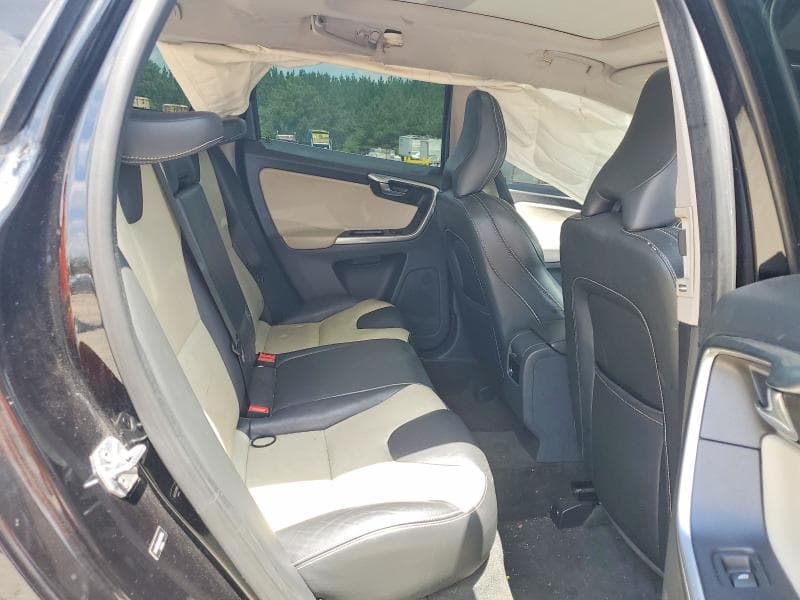 2017 VOLVO XC60 T5 DYNAMIC 10
