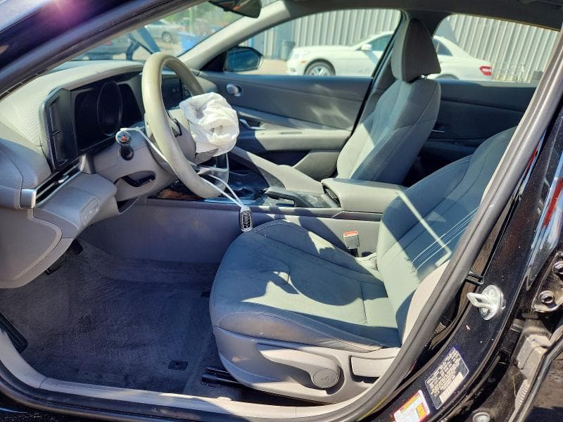 2023 HYUNDAI ELANTRA SEL 7