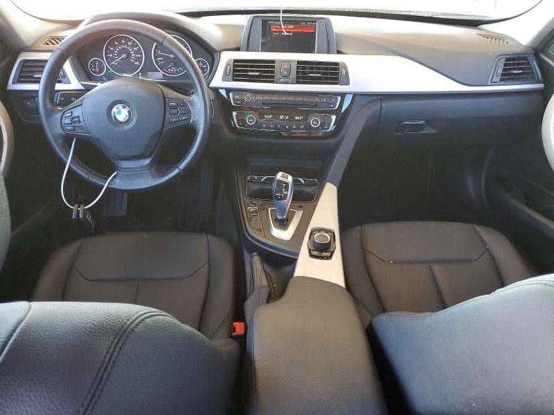 2018 BMW 320 I 8