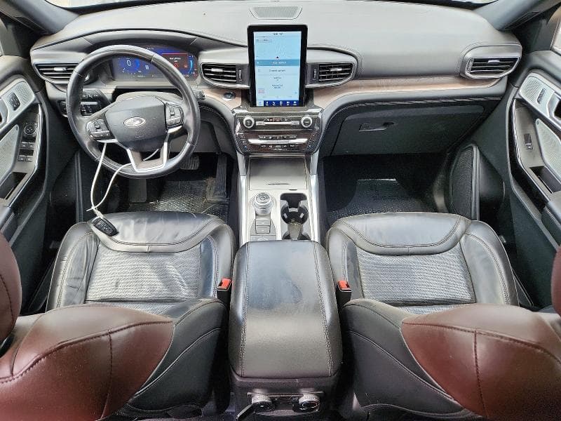 2023 FORD EXPLORER PLATINUM 8
