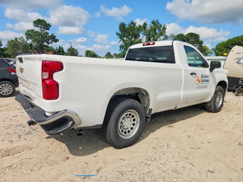 2024 CHEVROLET SILVERADO C1500 3