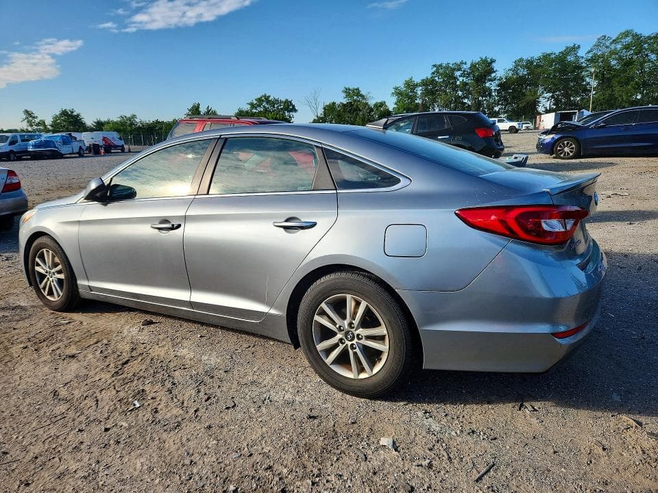 2017 HYUNDAI SONATA SE 2