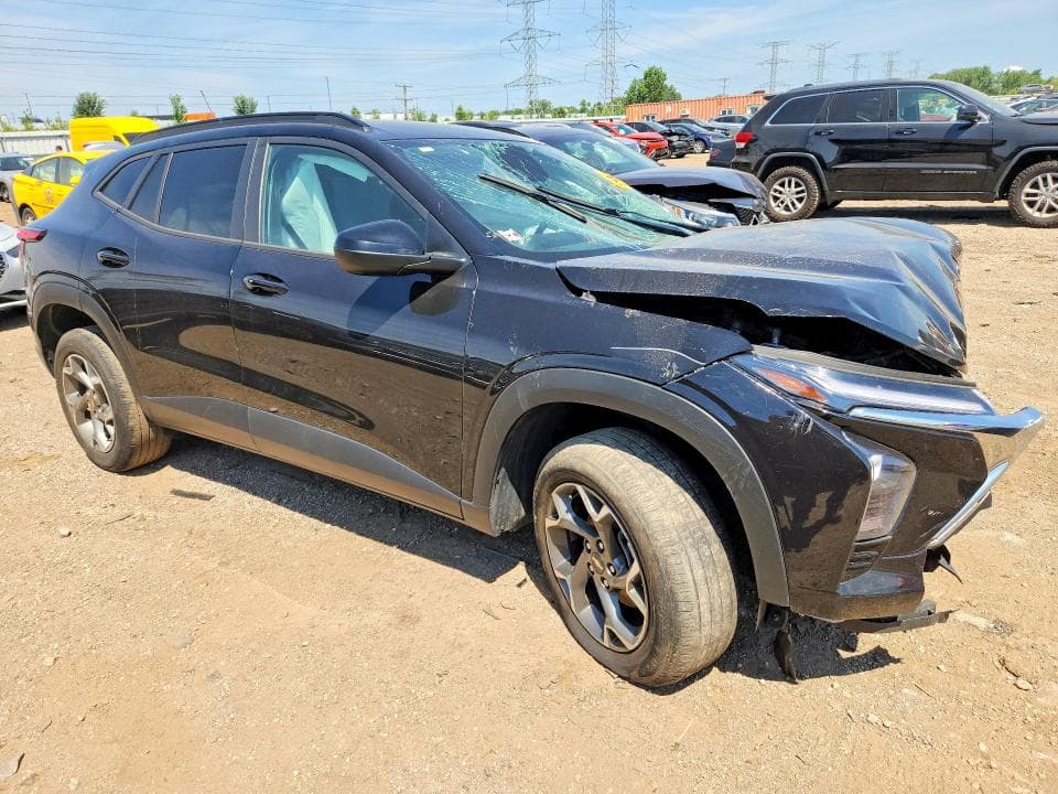 2024 CHEVROLET TRAX 4