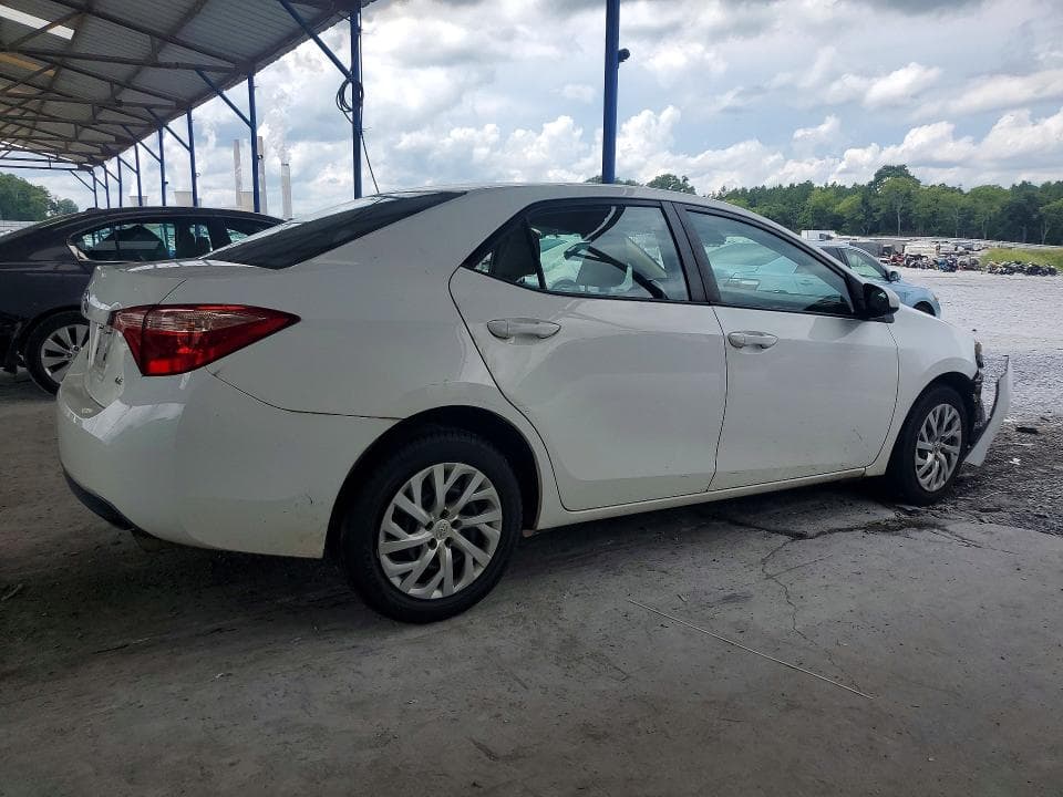2018 TOYOTA COROLLA LE 3