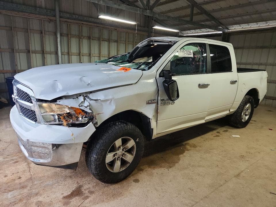 2018 RAM 1500 SLT - 1