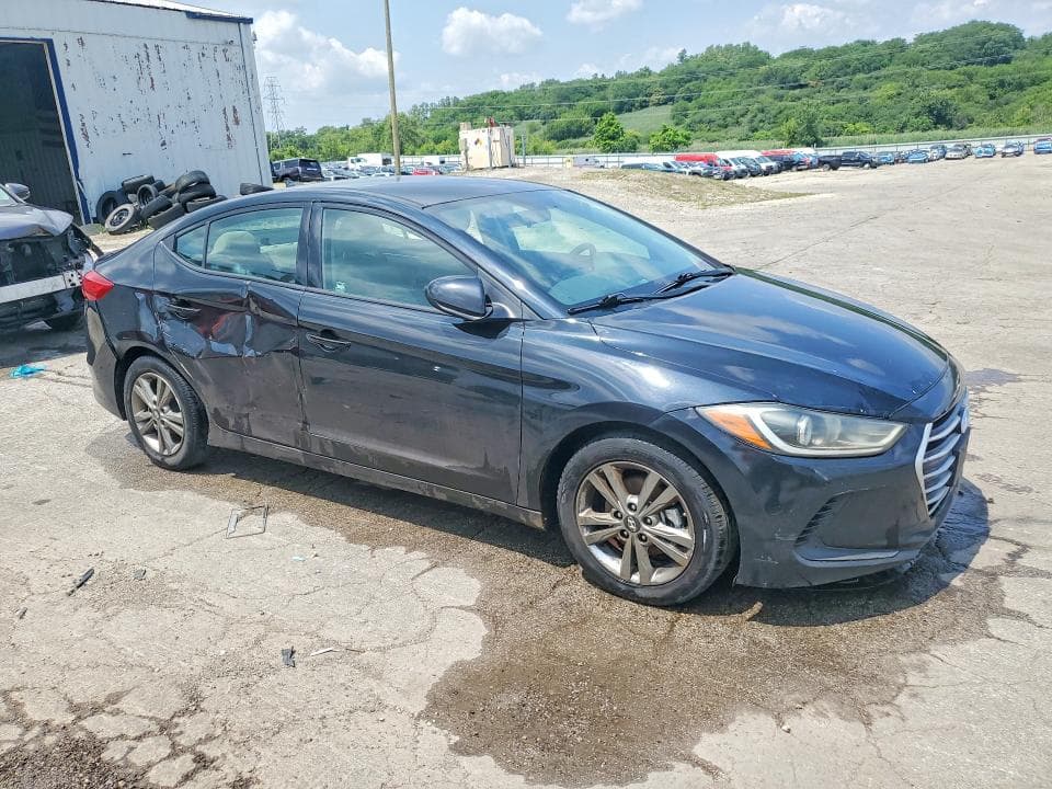 2018 HYUNDAI ELANTRA SEL 4