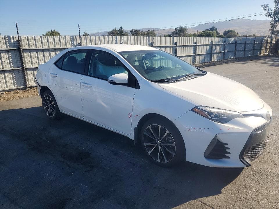 2019 TOYOTA COROLLA SE 4