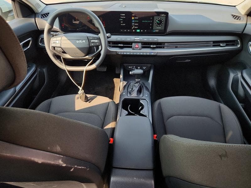 2026 KIA K4 LXS 8