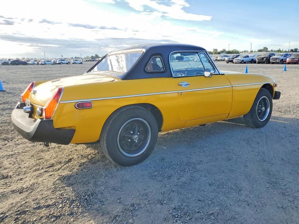 1976 MG MGB 3