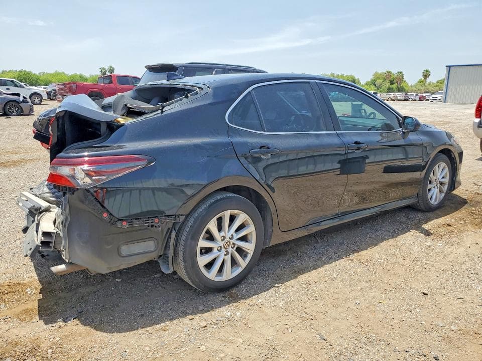 2023 TOYOTA CAMRY LE 3