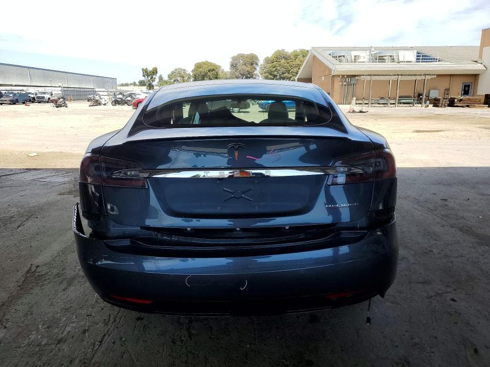 2020 TESLA MODEL S 6