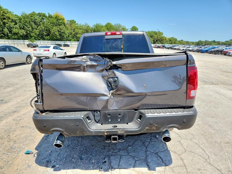 2019 RAM 1500 CLASSIC SLT 6