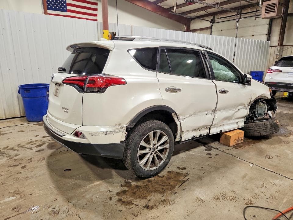 2018 TOYOTA RAV4 LIMITED 3