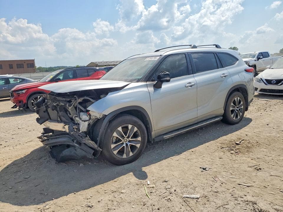 2024 TOYOTA HIGHLANDER XLE - 1