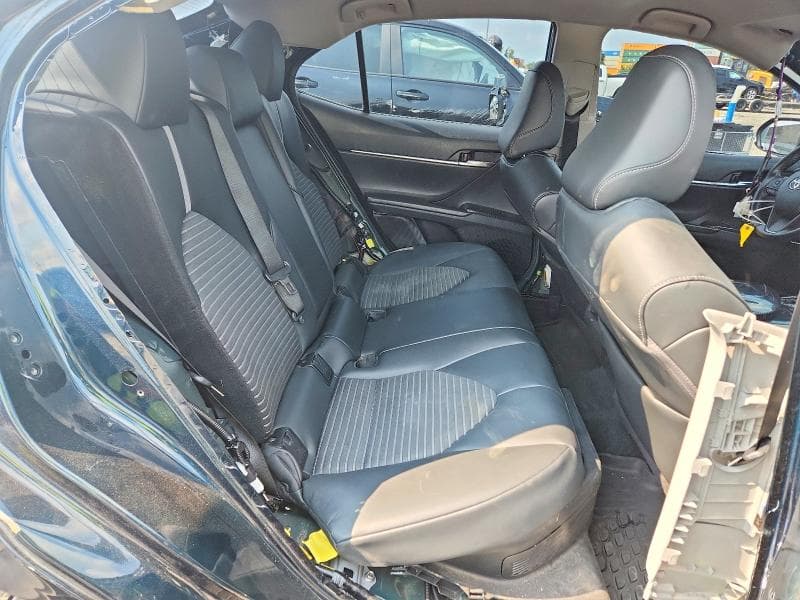 2021 TOYOTA CAMRY SE 10