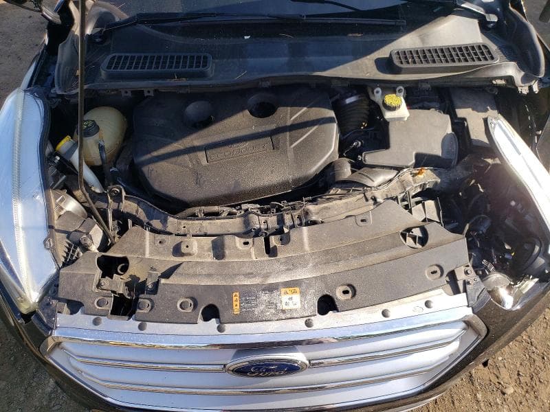 2017 FORD ESCAPE TITANIUM 12