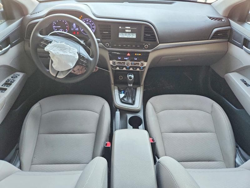 2020 HYUNDAI ELANTRA SE 16