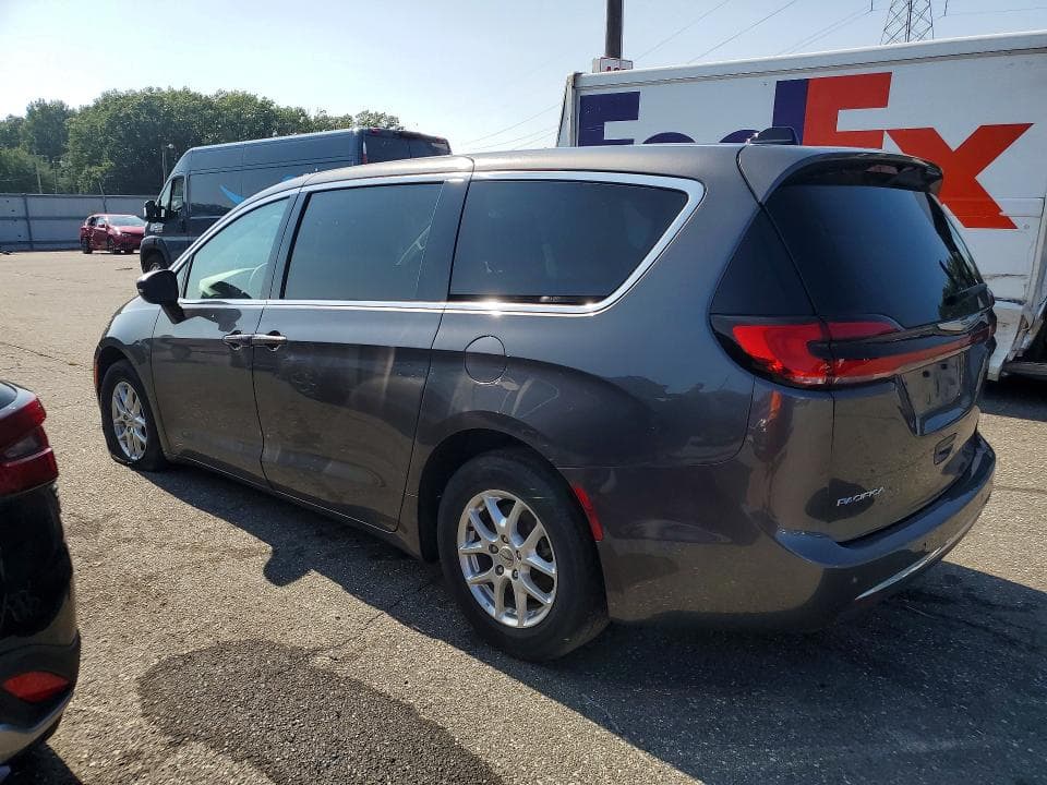 2023 CHRYSLER PACIFICA TOURING L 2