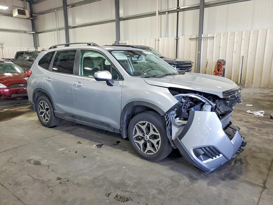 2024 SUBARU FORESTER PREMIUM 4