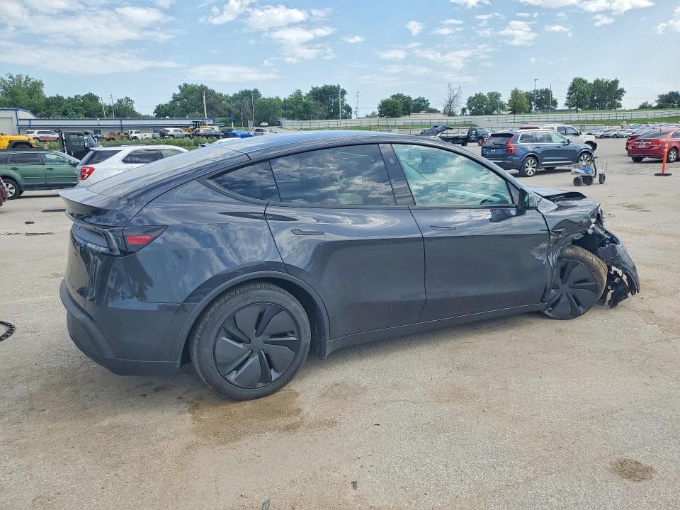 2026 TESLA MODEL Y 3