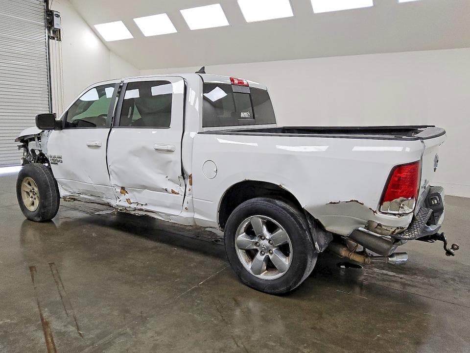 2019 RAM 1500 CLASSIC SLT 2