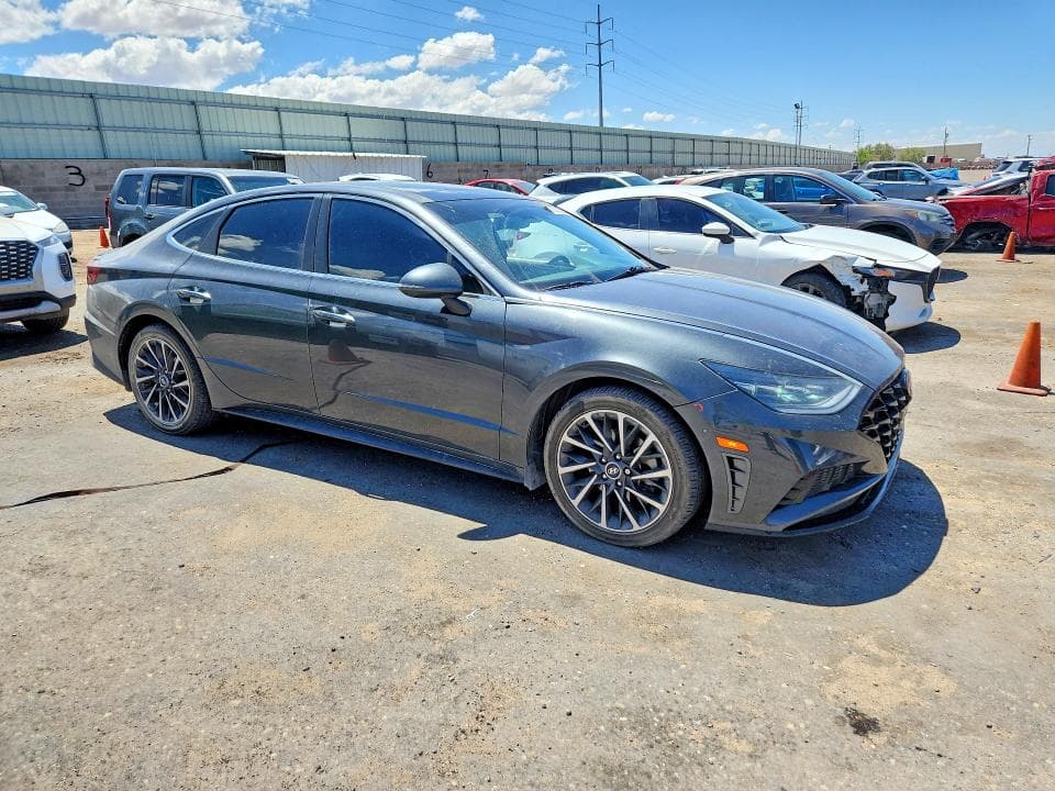 2022 HYUNDAI SONATA LIMITED 4