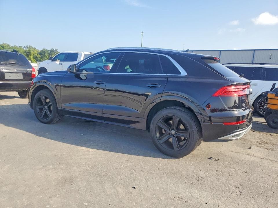 2019 AUDI Q8 PREMIUM 2