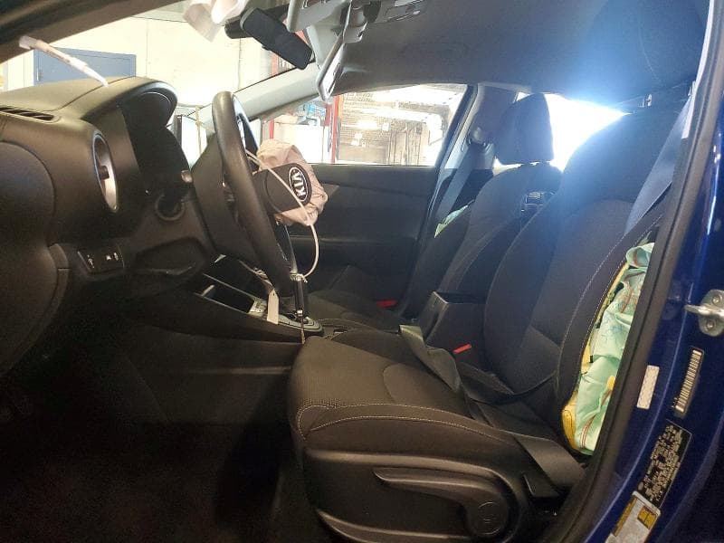 2019 KIA FORTE LXS 7