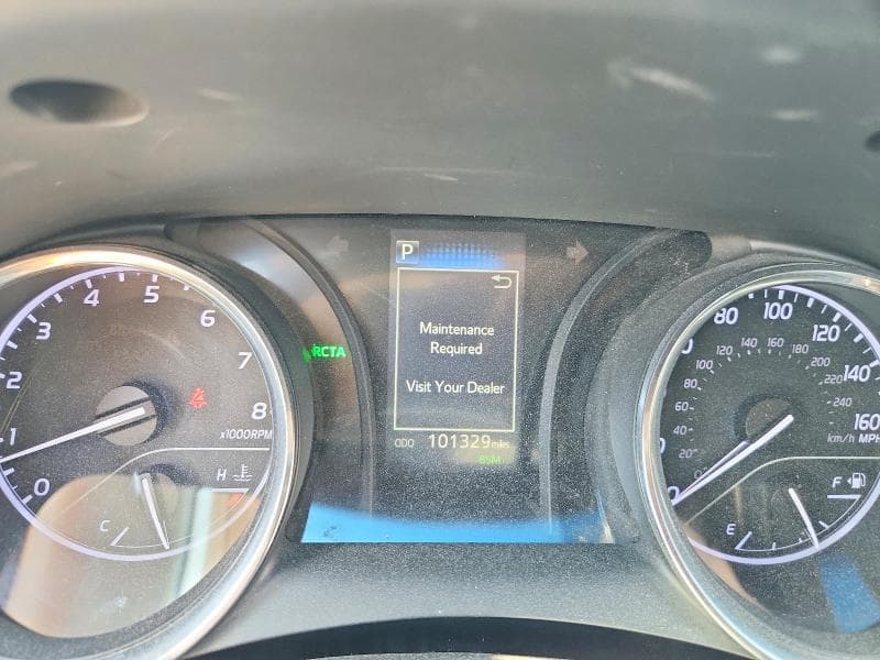2018 TOYOTA CAMRY SE 9