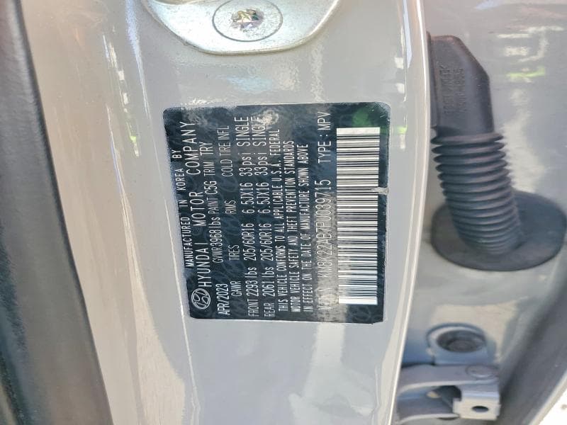 2023 HYUNDAI KONA SE 13