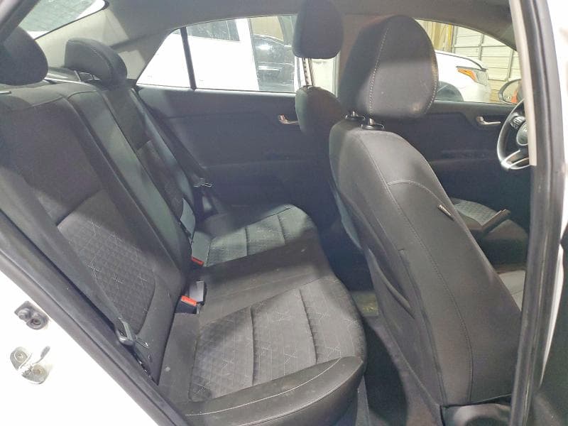 2022 KIA RIO S 10