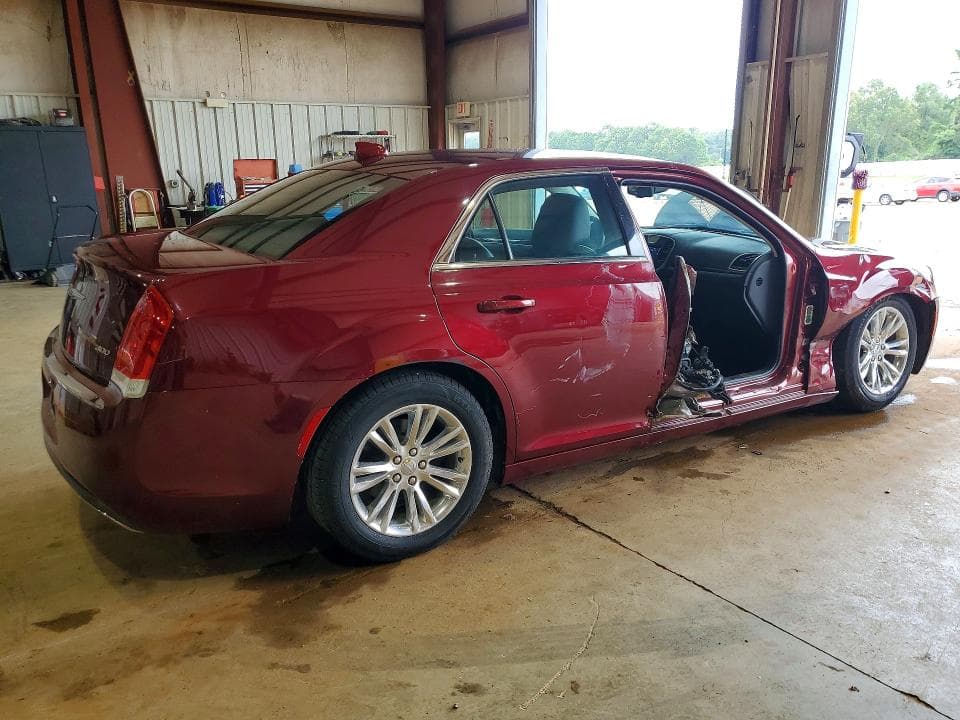 2017 CHRYSLER 300 LIMITED 3