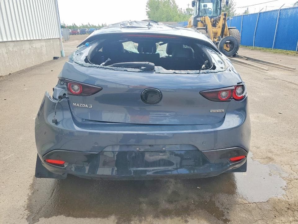 2025 MAZDA 3 PREMIUM 6