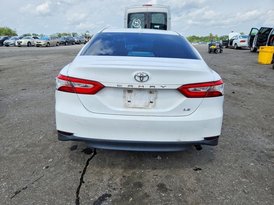 2019 TOYOTA CAMRY LE 6
