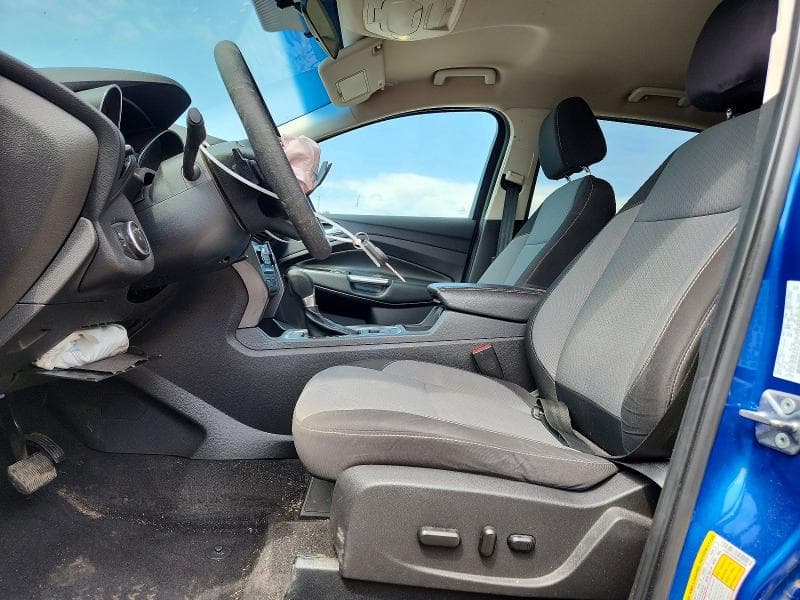 2017 FORD ESCAPE SE 7