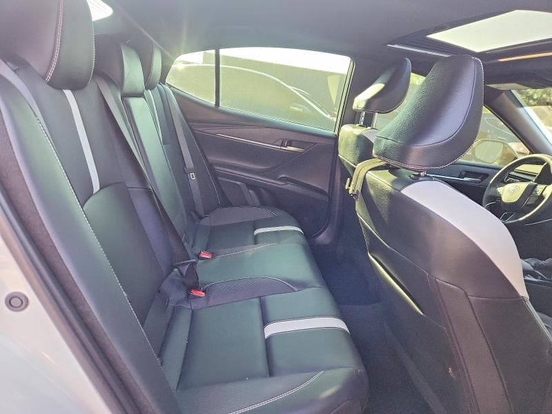 2025 TOYOTA CAMRY SE 10