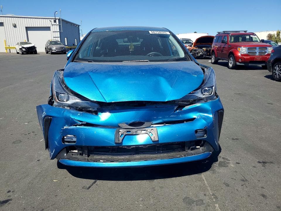 2019 TOYOTA PRIUS LE 5